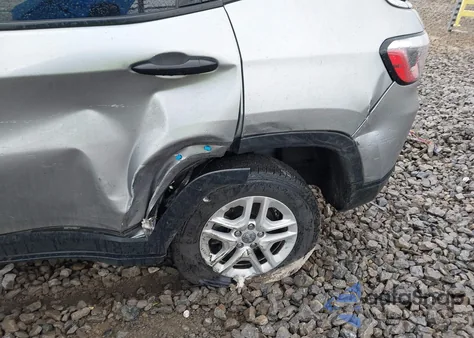 2019 Jeep Compass Sport 4X4 из США, поврежденный, VIN 3C4NJDABXKT714007